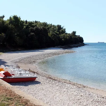 With A Parking Space - 20625 Pula