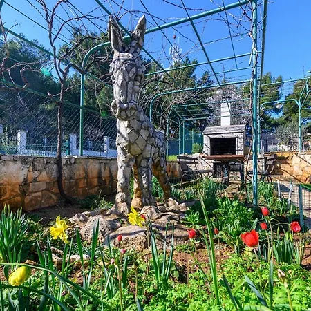 With Parking Spaces - 20625 Pula