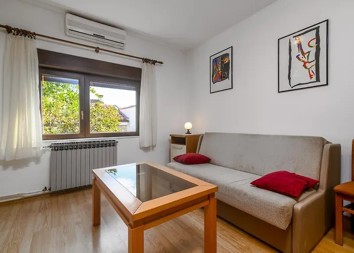 With Parking Spaces - 20625 Apartman *